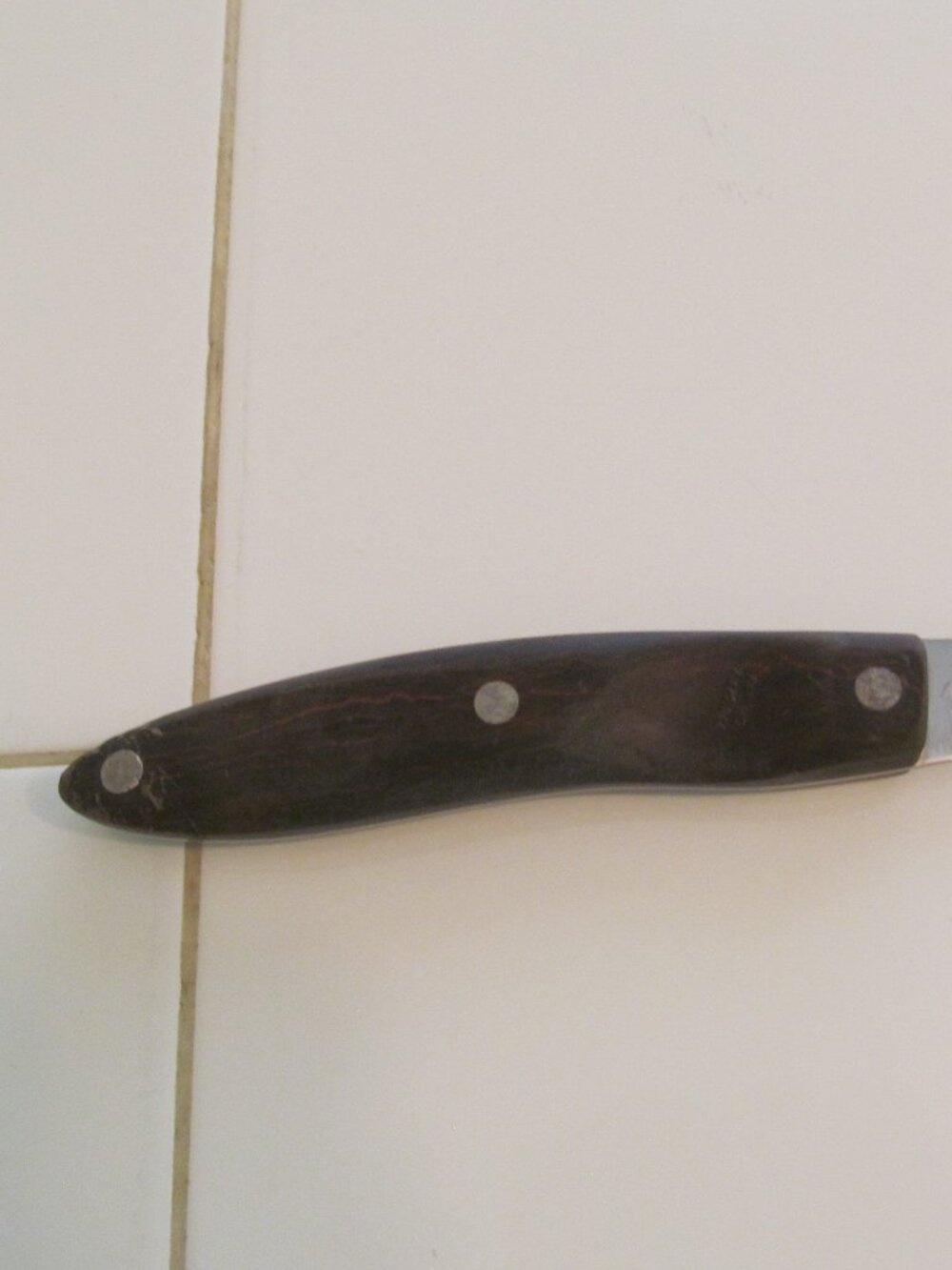 Cutco Vintage 2 ¼” Serrated Blade Paring Knife #1020 Brown Swirl Handle - Picture 3 of 9